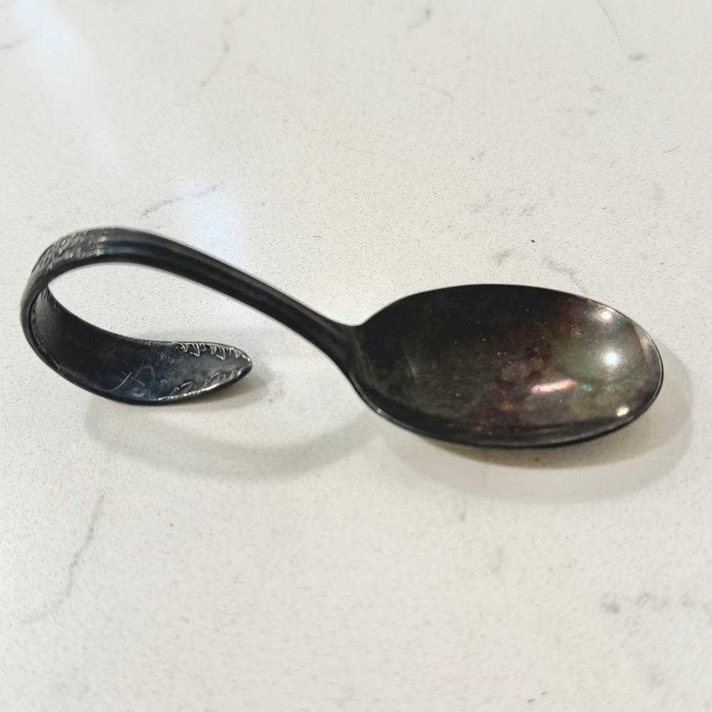 National Silver‎ Co Vintage Silver Plated Curved Loop Handle Baby Spoon c89
